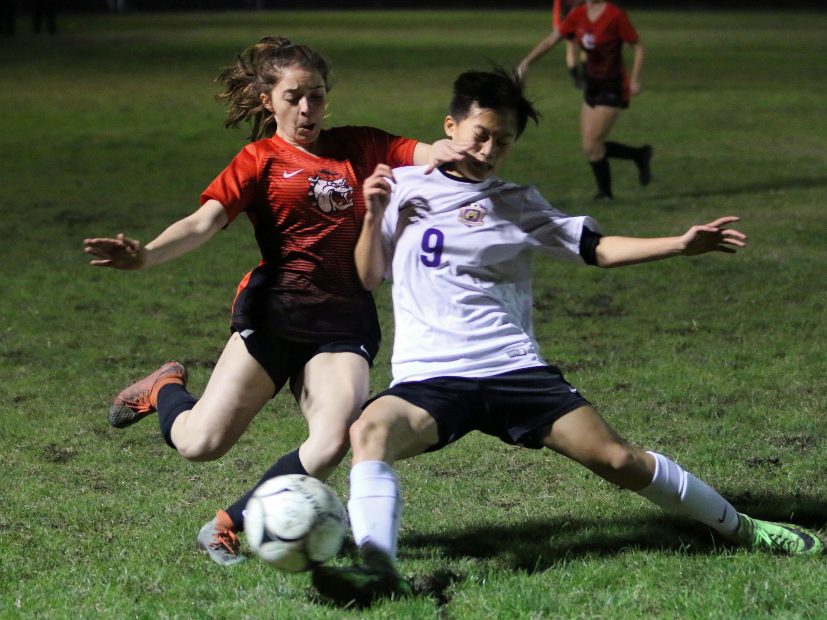 In control: Bullpups start fast, cruise to victory